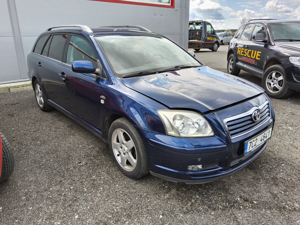 Toyota Avensis 2006 2,0D-4D SEDAN XENONY, DILY z AUTA