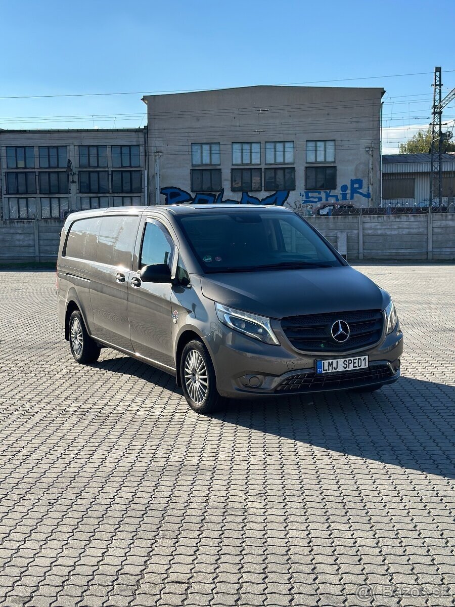 Mercedes-Benz Vito 119