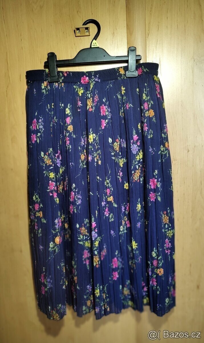 Luxusní dámská dlouhá plisovaná sukně vel.40/42 (L/XL)