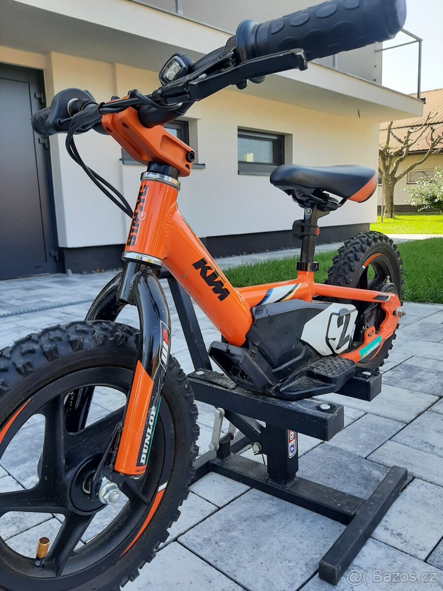 KTM Statyc 12