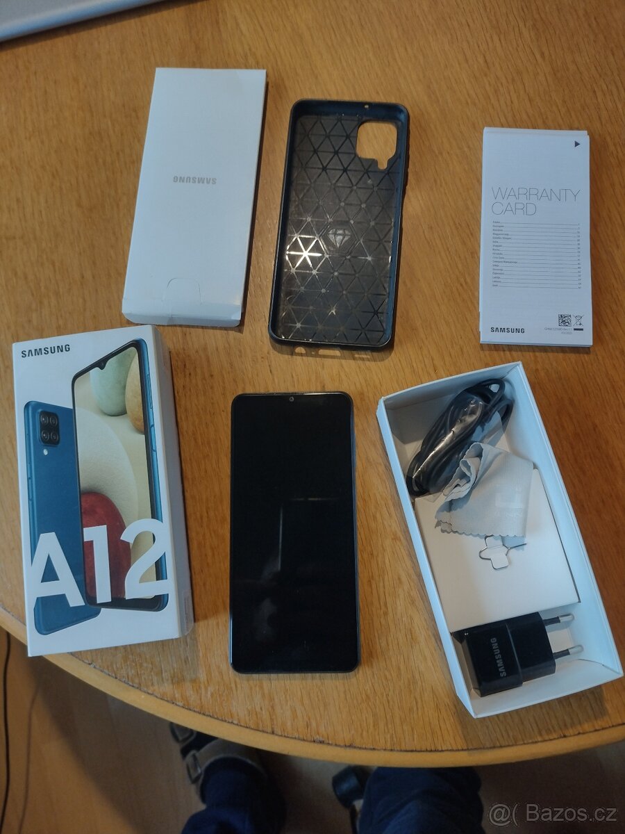 Samsung Galaxy A 12  - super stav