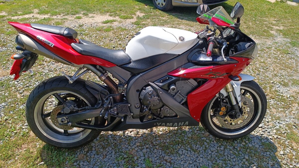 Yamaha R1