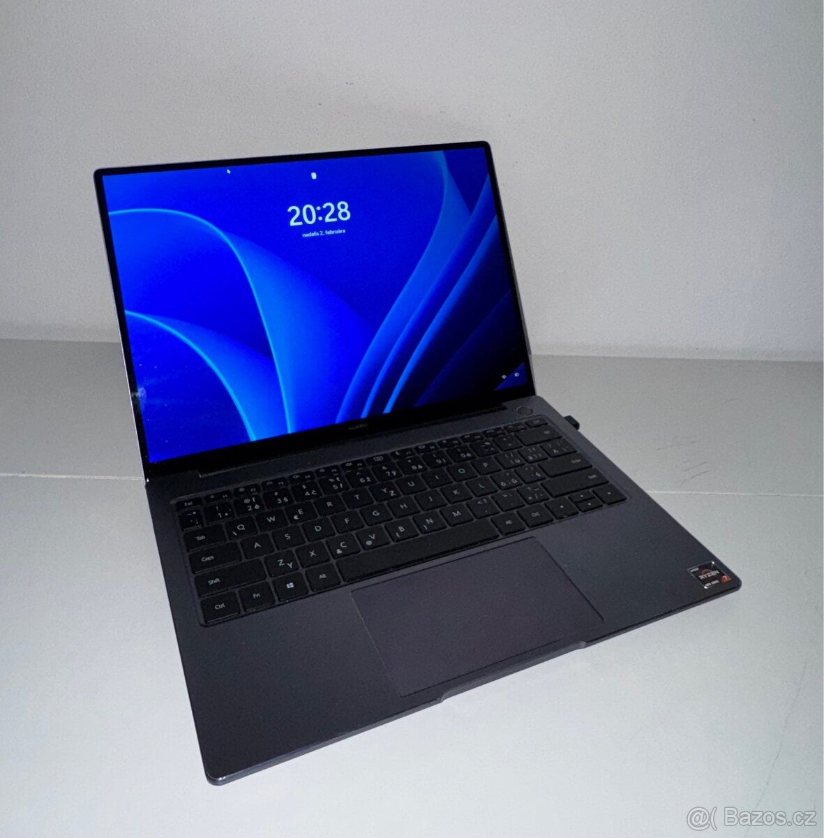 Huawei matebook 14 space grey laptop