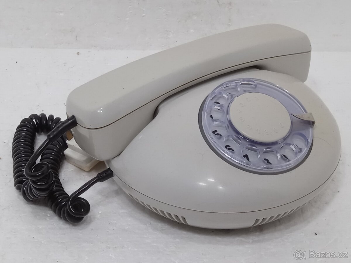 Retro telefon Tesla - ČSSR