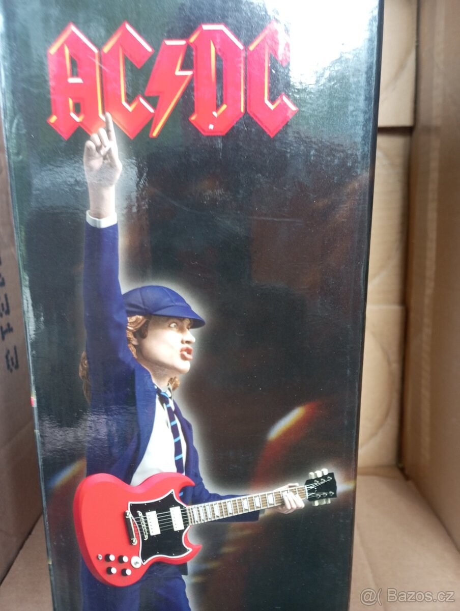 Figurka Angus Young,,,,,,,,AC/DC