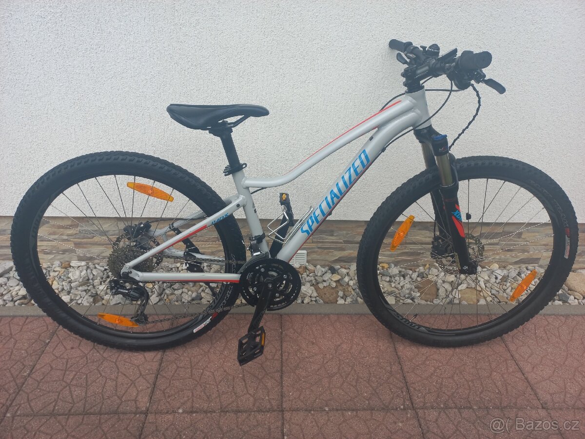 Specialized - dětské kolo 27,5", vel S