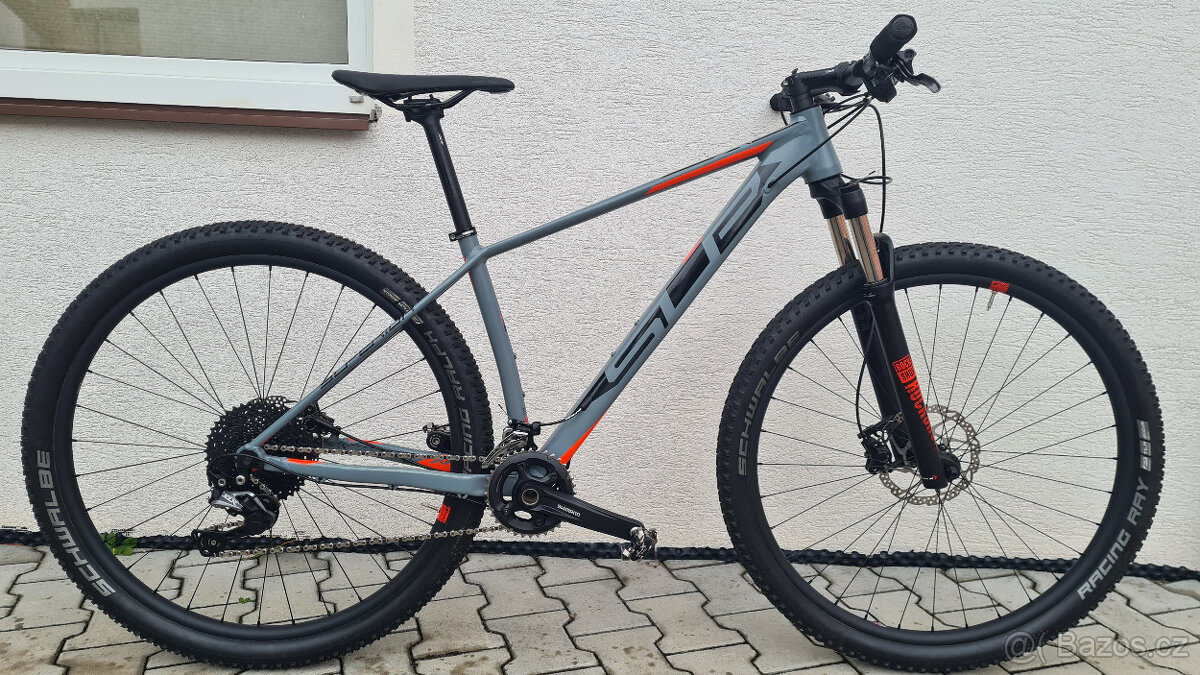 Superior XP 919, vzduch. vidlice, Shimano XT, Rám M, Doklady