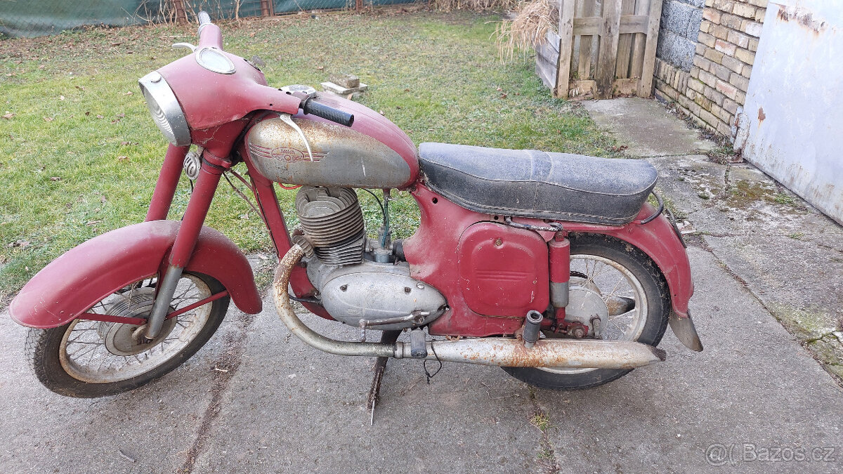 JAWA 250 / 353