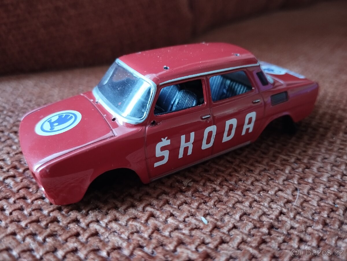 Škoda 110 ls doprovod 1:43