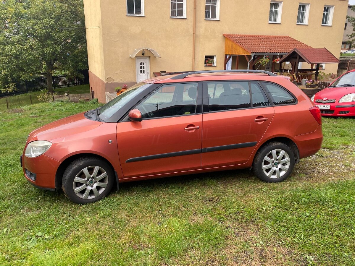 Škoda Fabia 2 1,2 HTP 51kW  REZERVACE