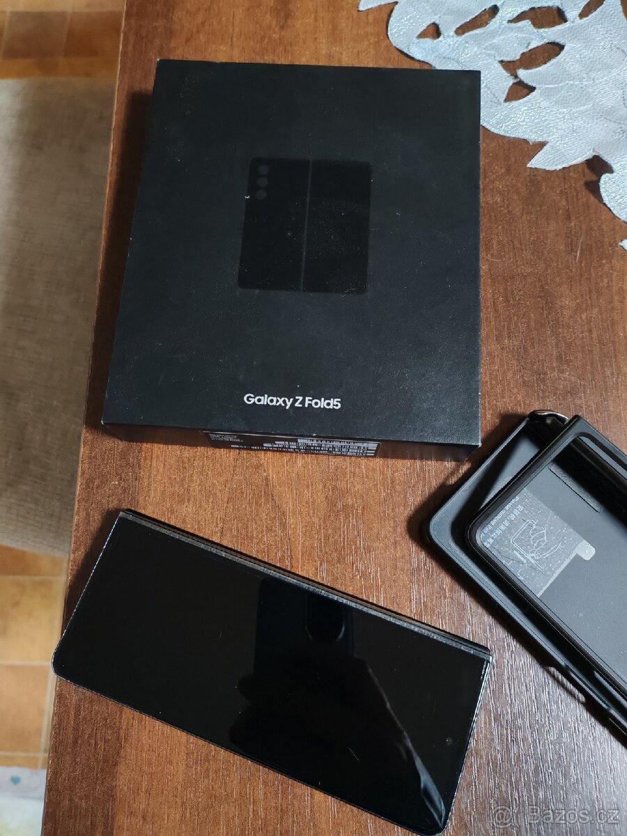 Samsung Galaxy Z Fold5