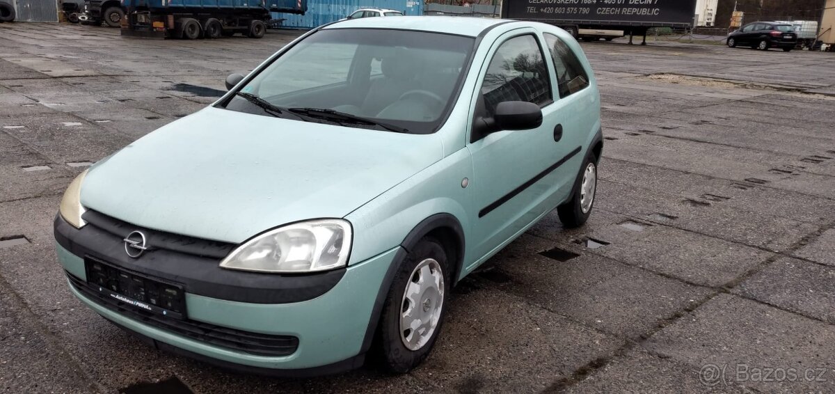 Opel Corsa C 1,0i KLIMA 2003 1.majitel Euro 4