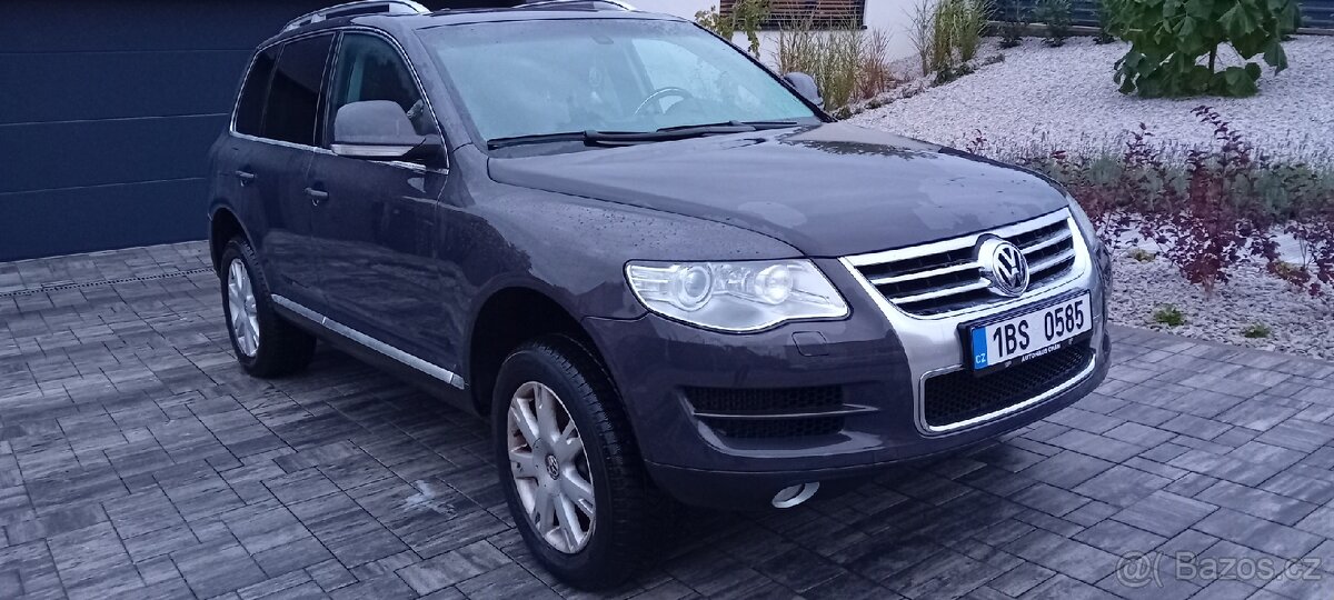 Touareg V10