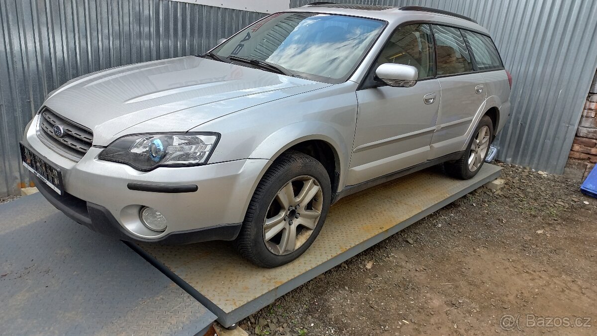 Subaru Outback 2005  3.0 H6 -náhradní díly