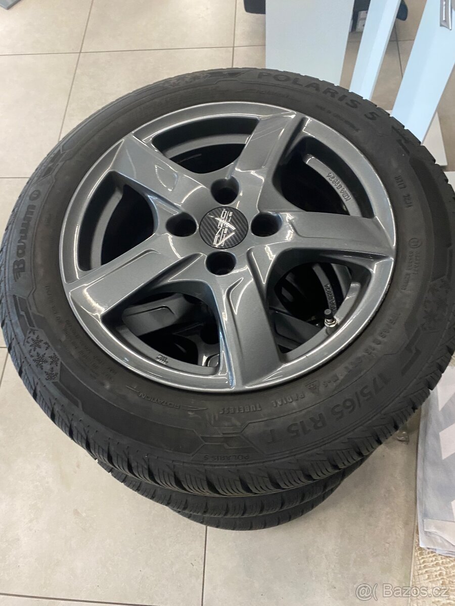 Prodam zimní ALU kola 175/65r15