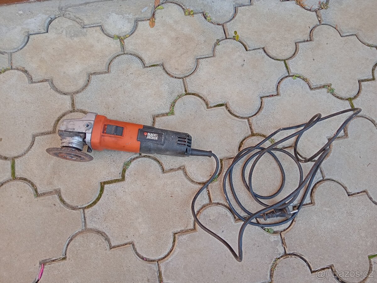 Bruska úhlová 115 mm / 750 W