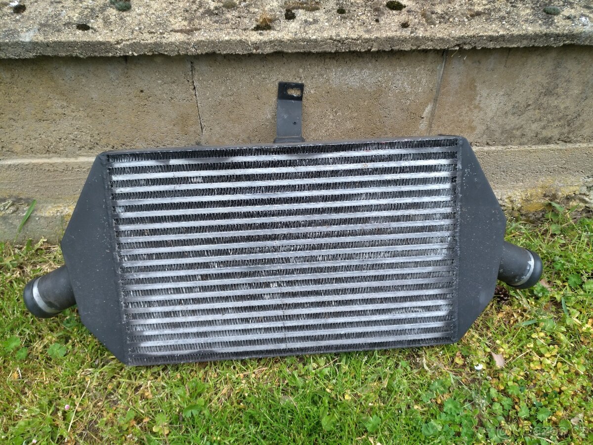 Velký intercooler Evolution 7, 8, 9