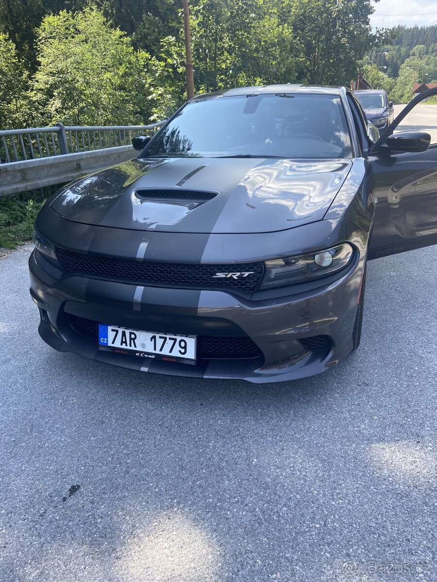 Prodám Dodge Charger, 5,7HEMI, r.v.2018