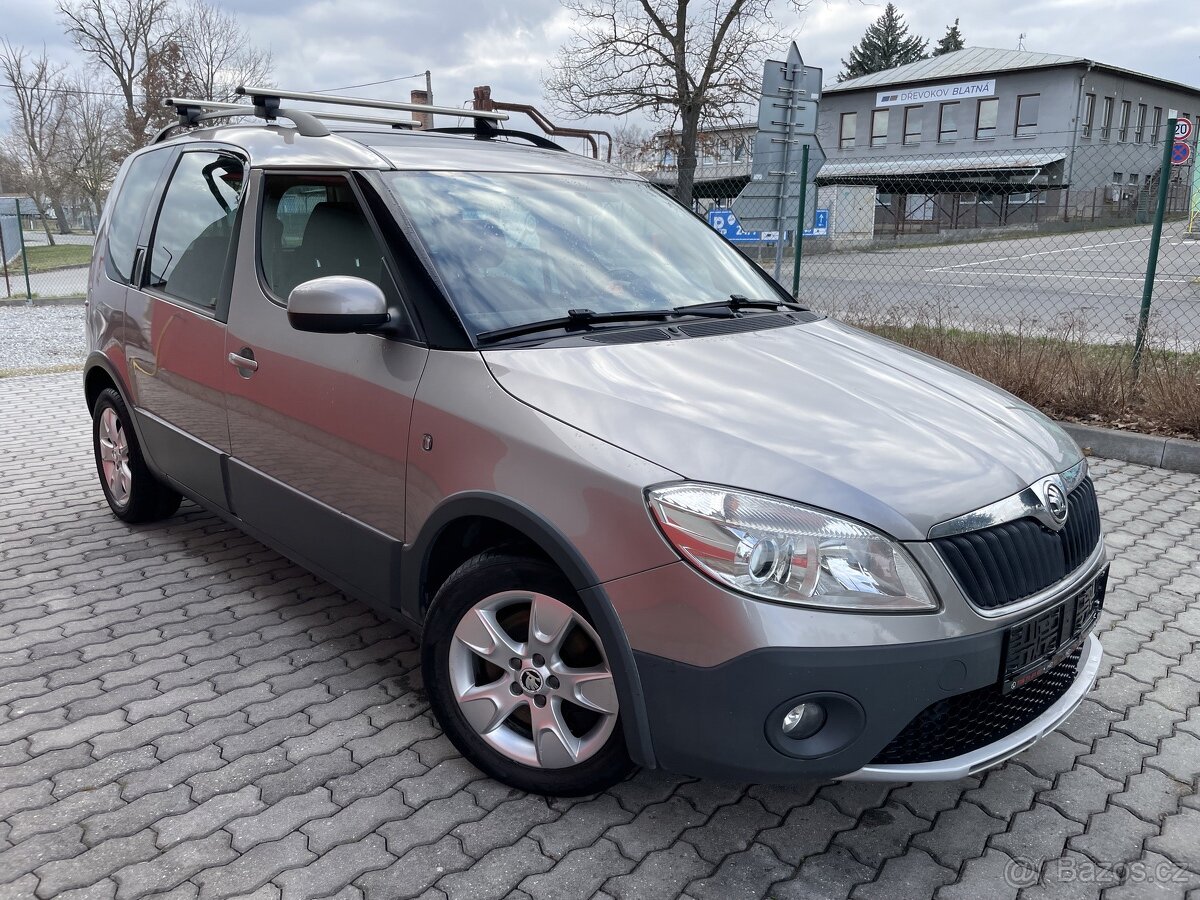 2014 ŠKODA ROOMSTER SCOUT 1.6 TDi