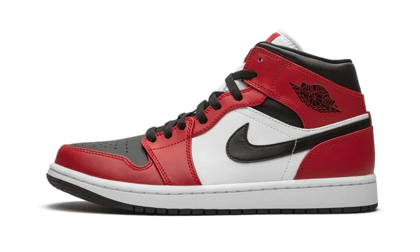 Nike Air Jordan 1 mid black toe