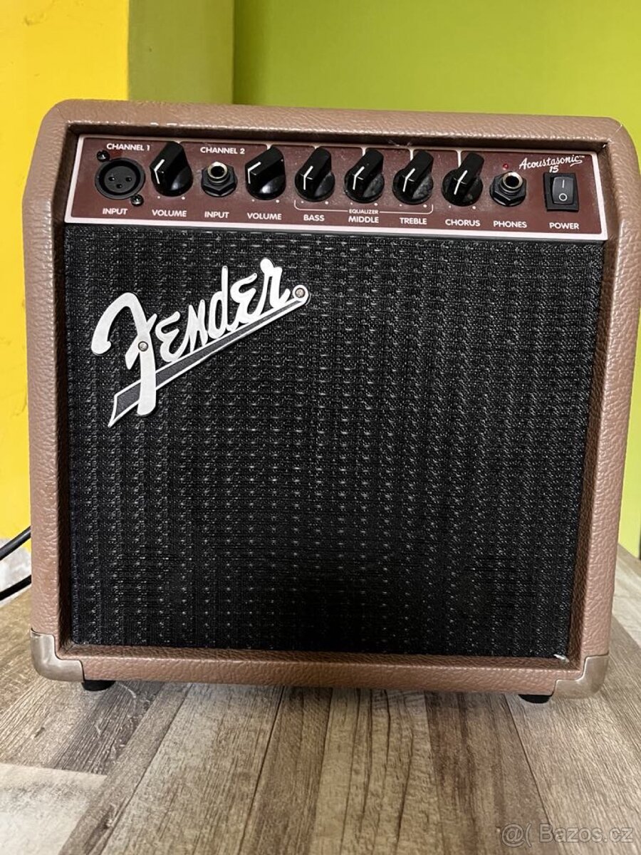 Kombo zn.Fender Acoustasonic 15