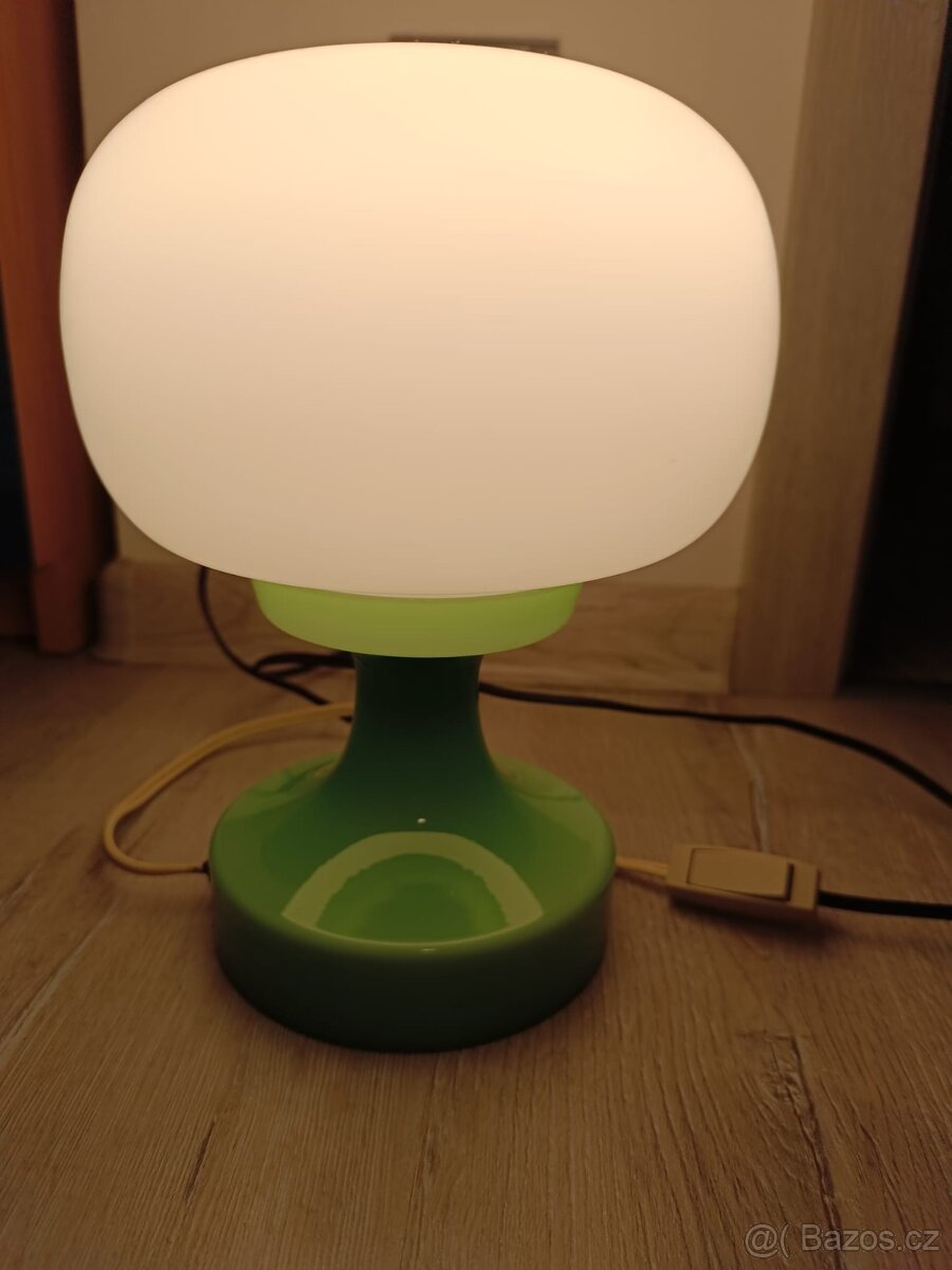 Stolní lampa