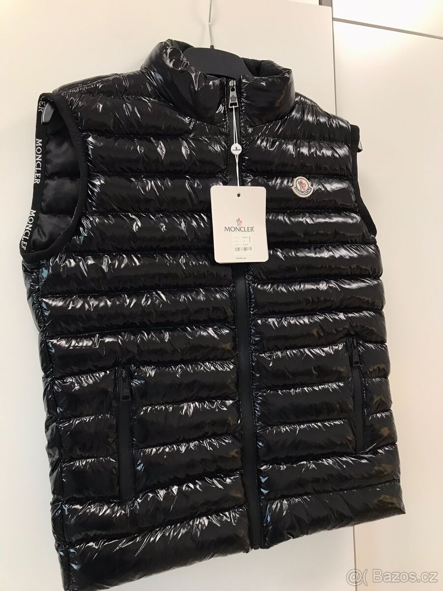 Moncler vesta