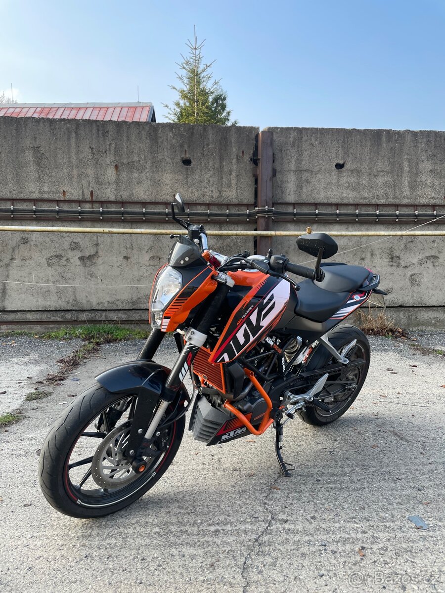 KTM Duke 125