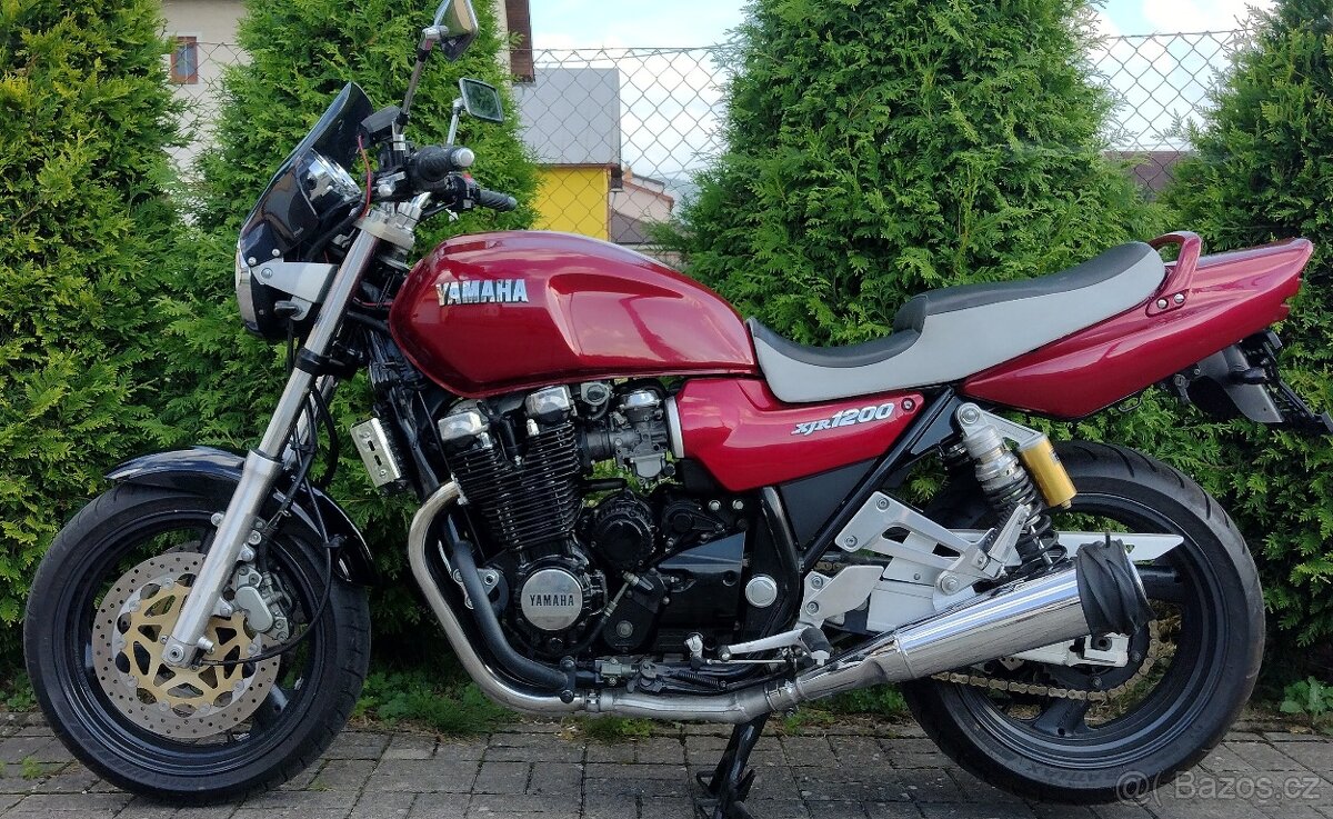 Yamaha xjr 1200