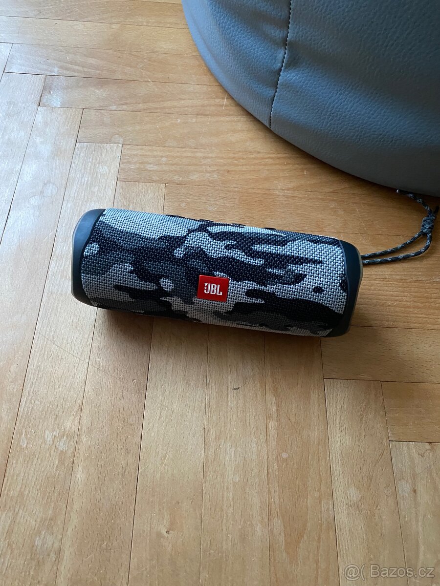 JBL Flip 5 - Jako nový