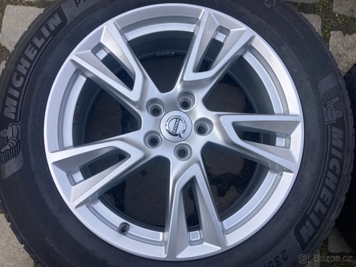 Alu kola VOLVO XC60 18" 5x108 zimní MICHELIN 235/60R18