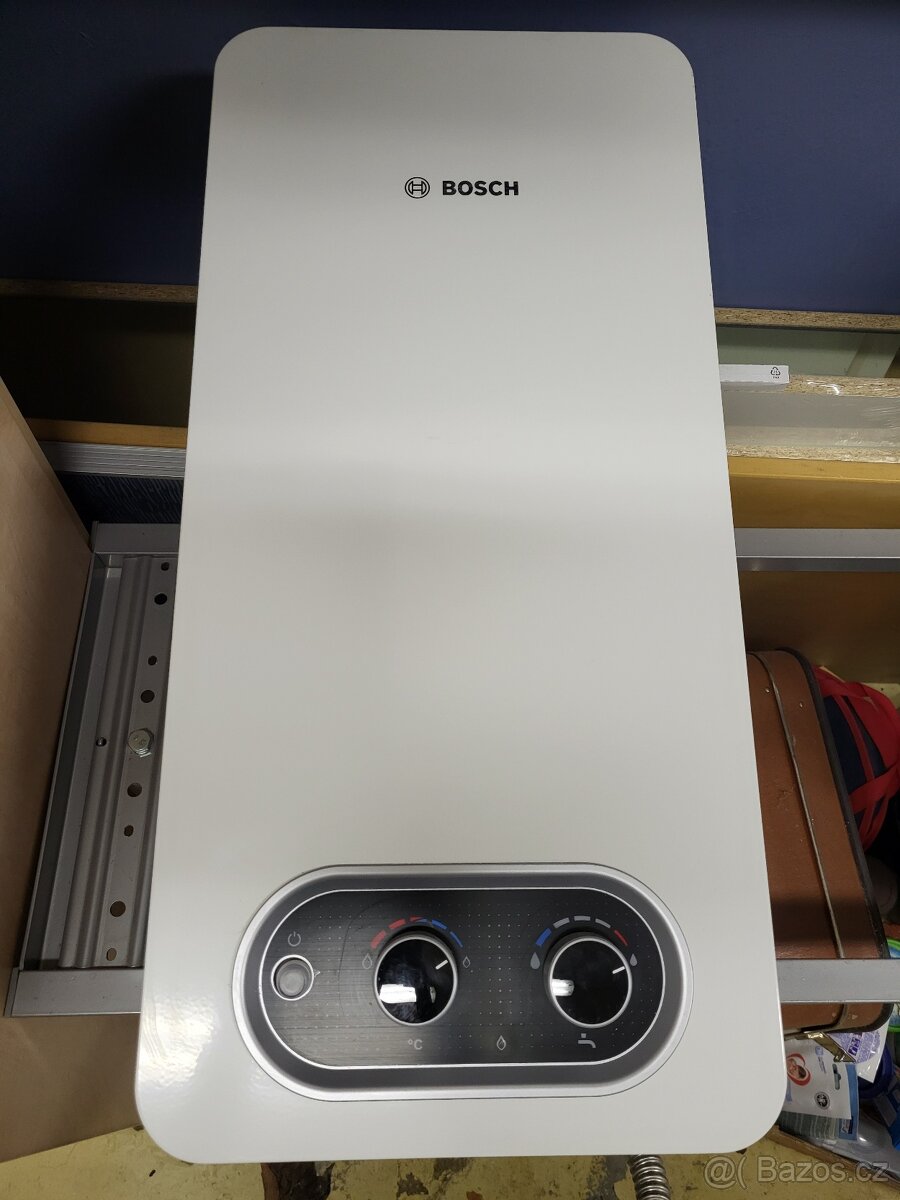 BOSCH Hydro 4300 karma - plynový průtokový ohřívač