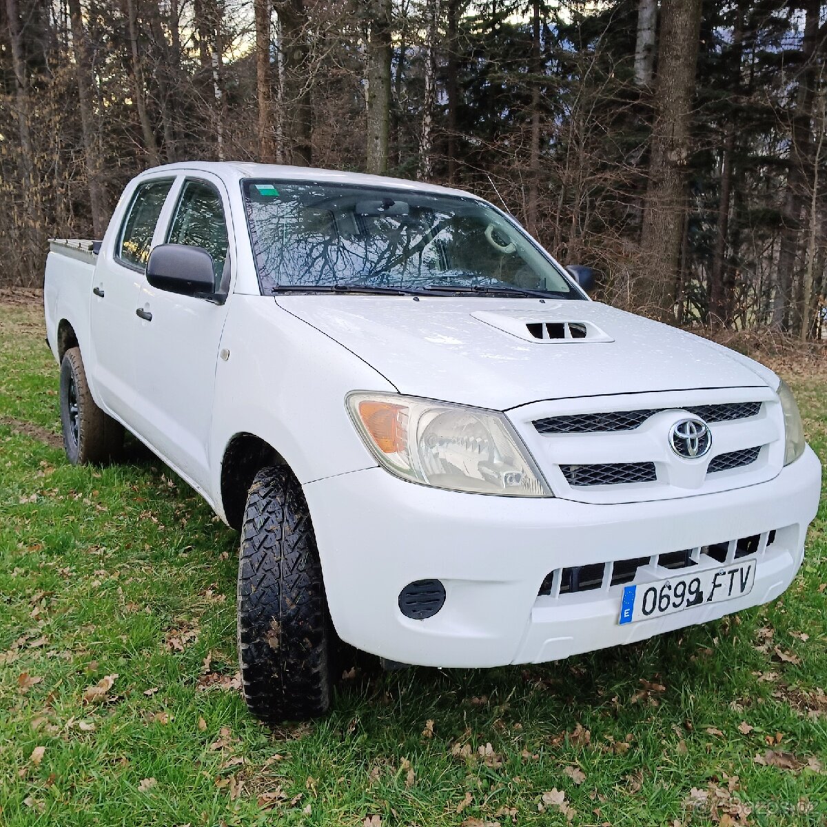 Toyota hilux 5mist 1 majitel od