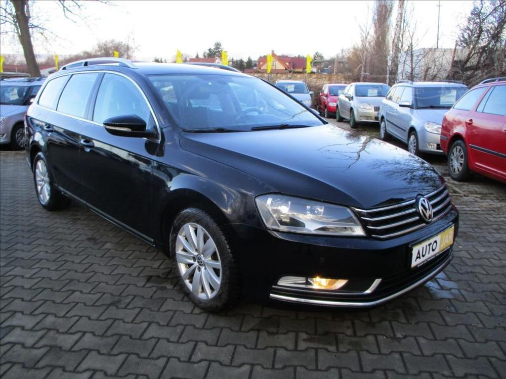 Volkswagen Passat 2,0 TDI 103kW DSG TAŽNÉ ZAŘÍZENÍ