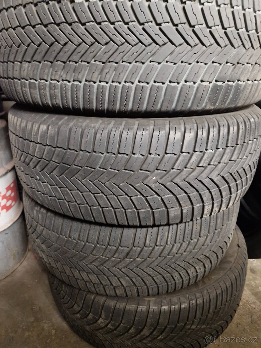 225/60R17 pneu celoroční bridgestone