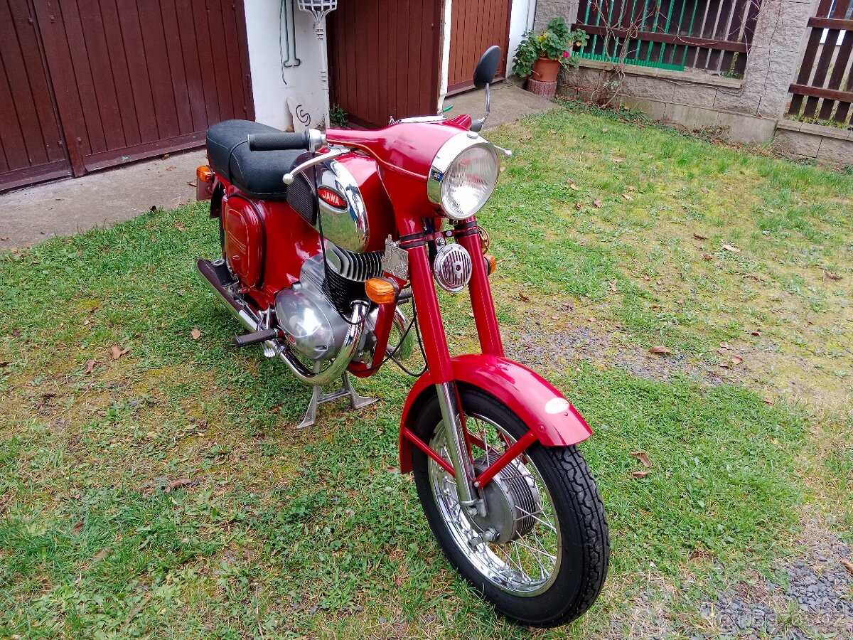 Jawa 250/592