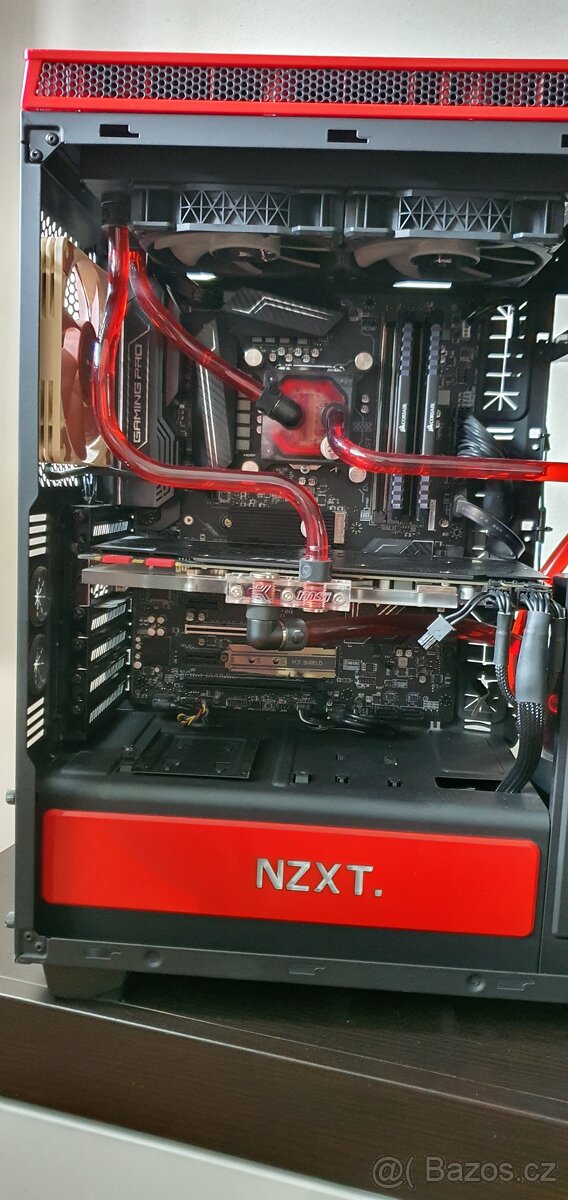 i7 7700K , GTX 1080 SEA HAWK EK X