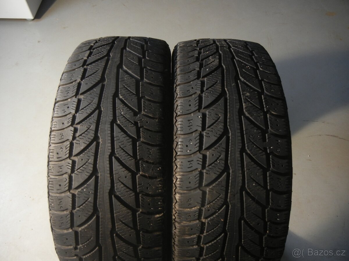 Zimní pneu Cooper 215/55R18