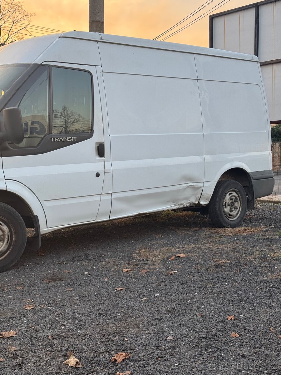 Prodám Ford Transit 280M, r.v. 2011,  2.2 ,63 kW