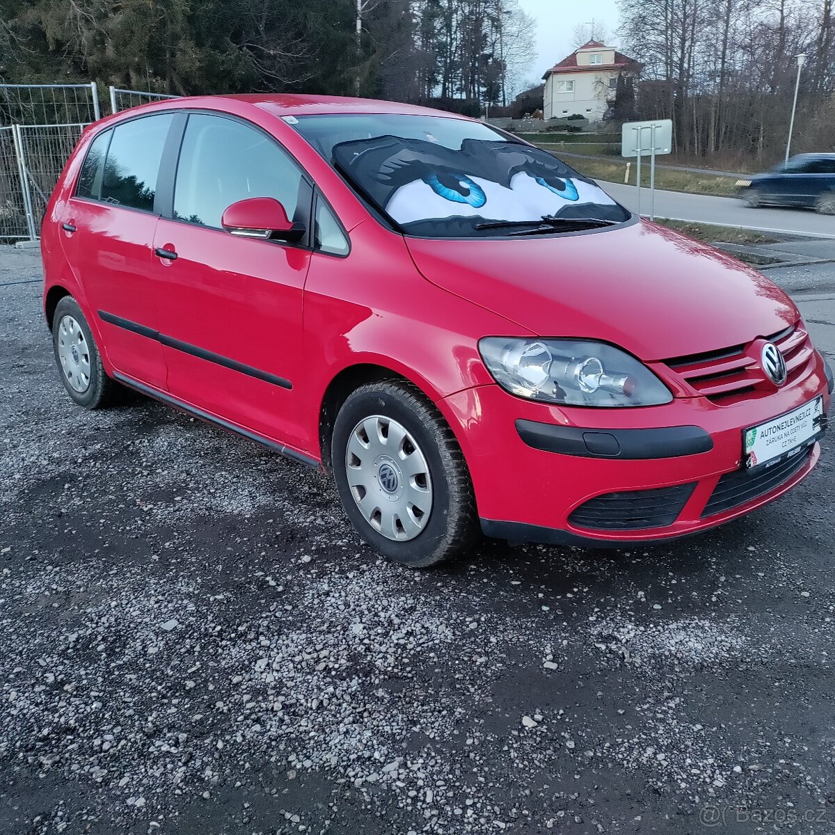 Volkswagen Golf Plus, KRÁSNÝ,1.MAJITEL 64LET,120KM, VÝBAVA