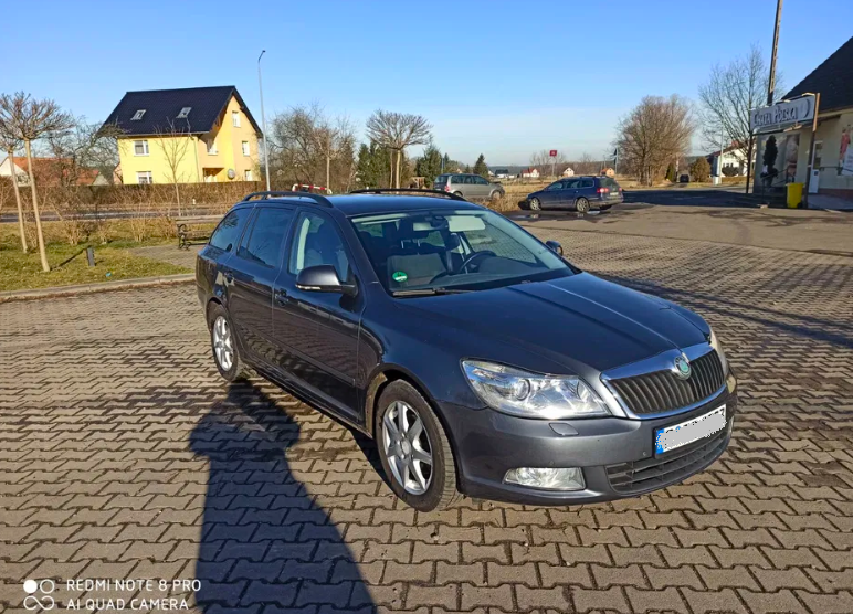 SKODA OCTAVIA KOMBI 2.0 TDI 103KW 140 ROK 2011