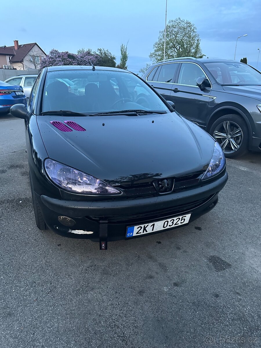 Peugeot 206