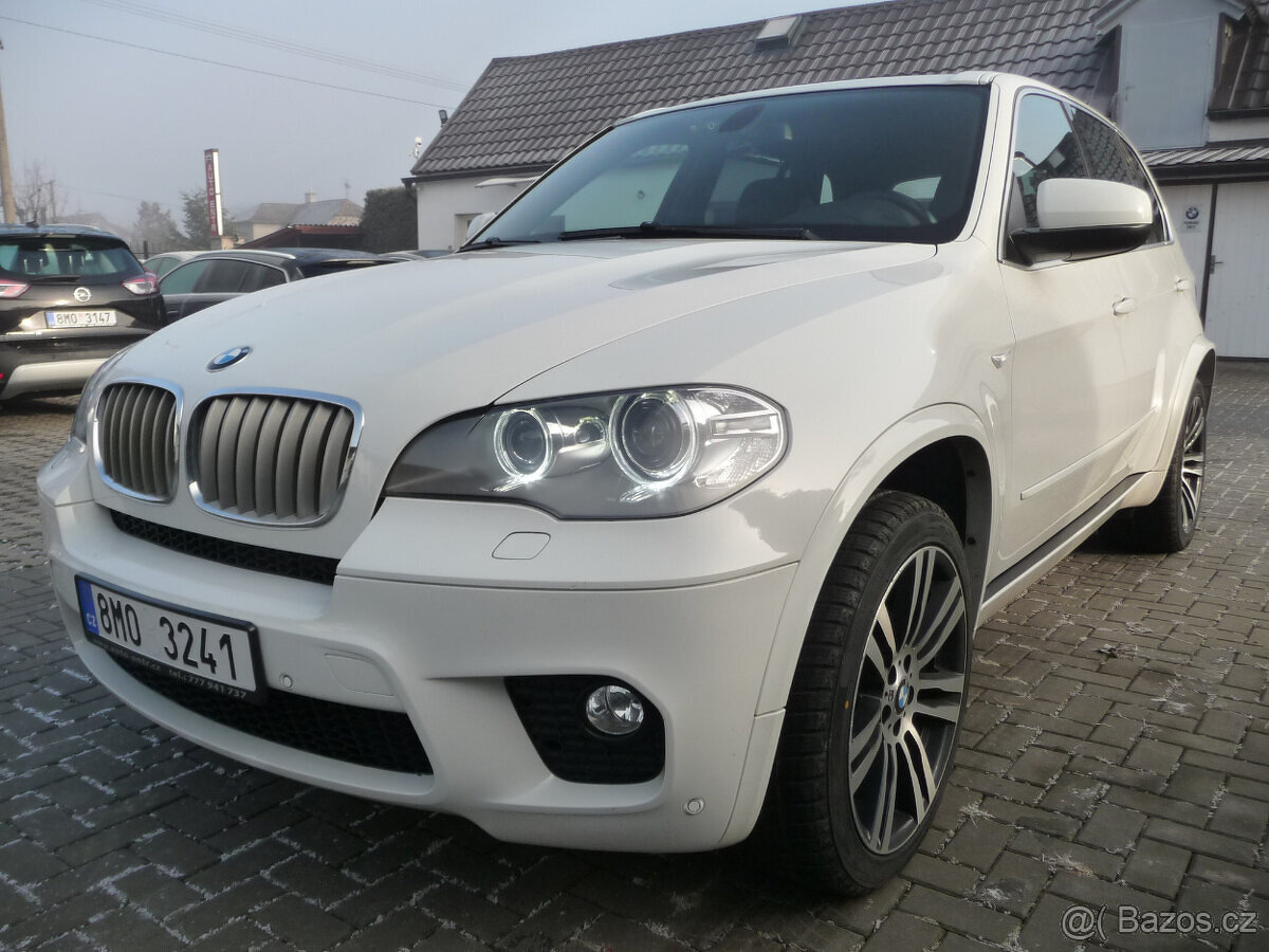 BMW X5 40D 225kw 4x4 M Paket automat top stav koupeno v čr