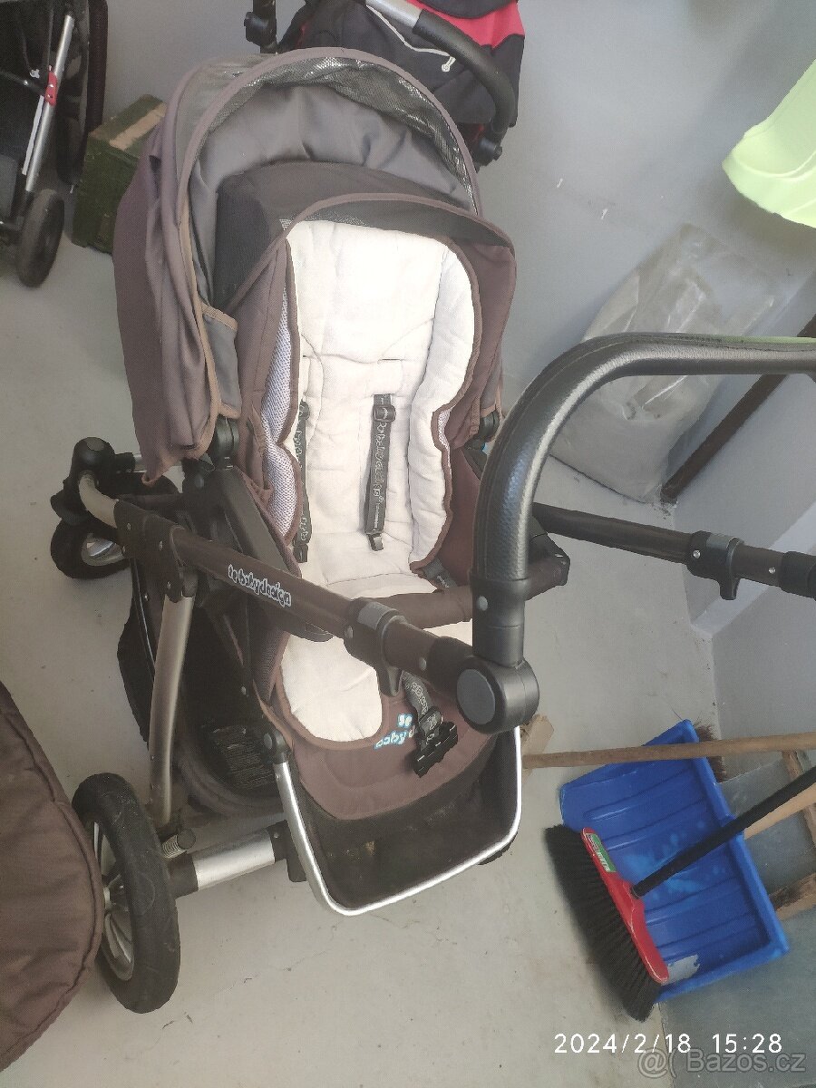 Kočárek Baby Design Lupo Comfort