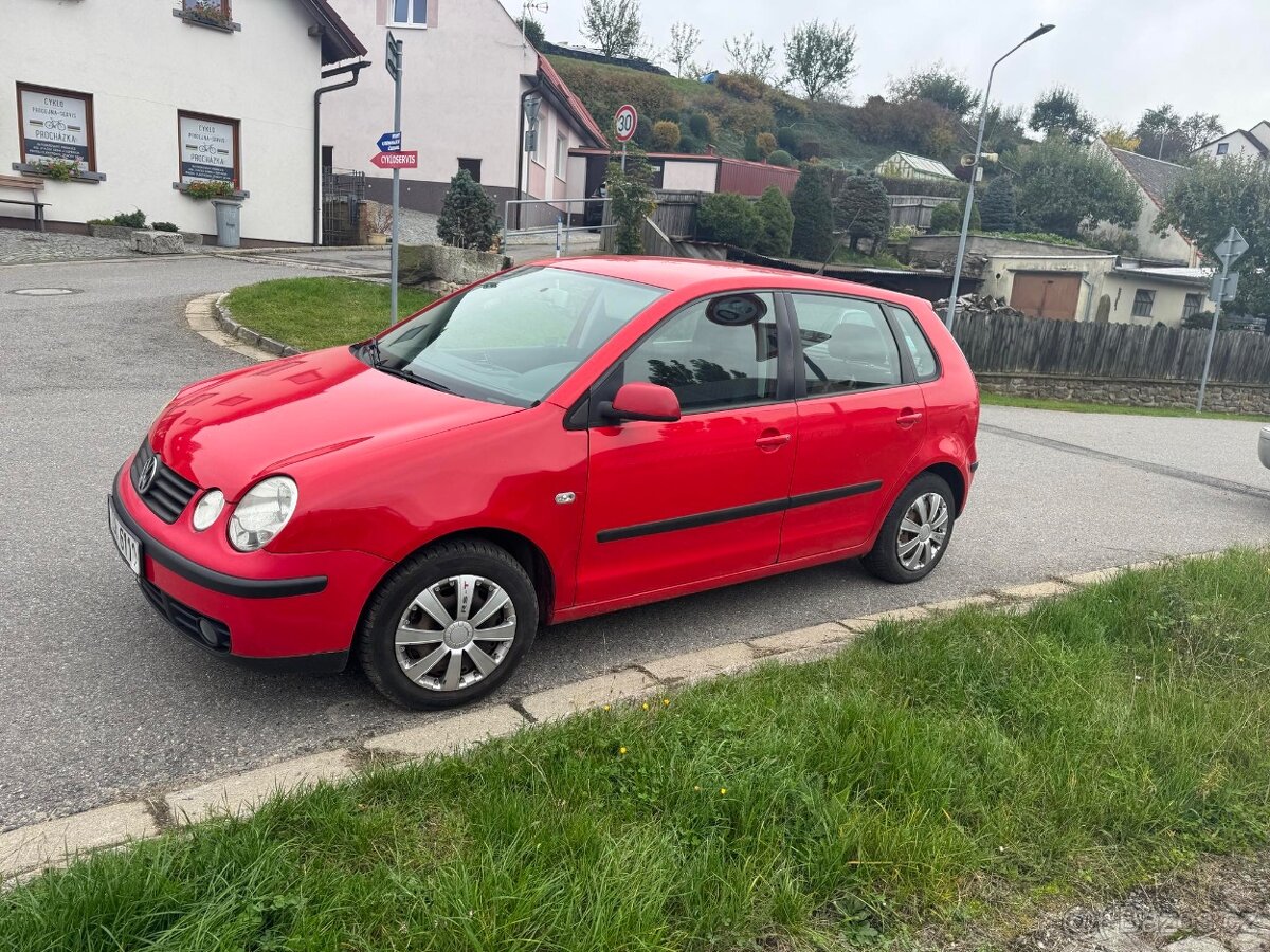 VW Polo 1.4 16v 55Kw, pěkná 155 000km