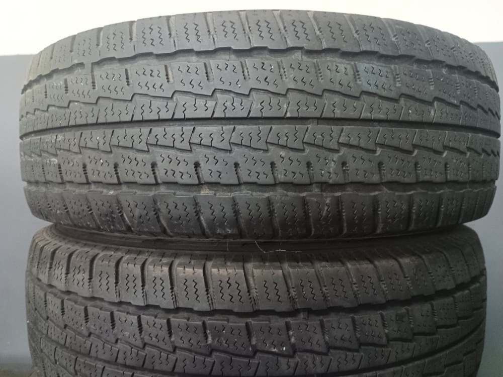 215/70 R15C HANKOOK (2615)