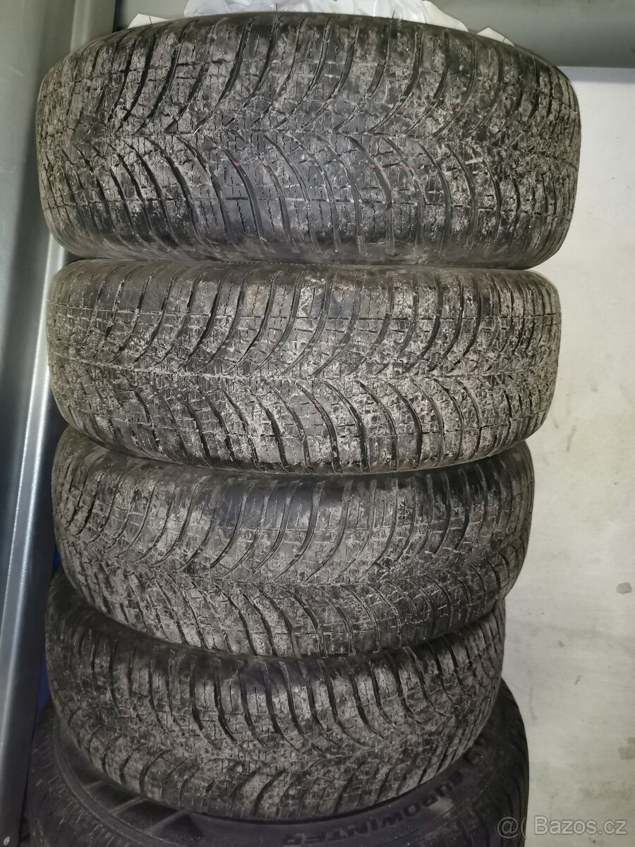 4x pneu 195/65 R15 celoroční 5-6mm zimní