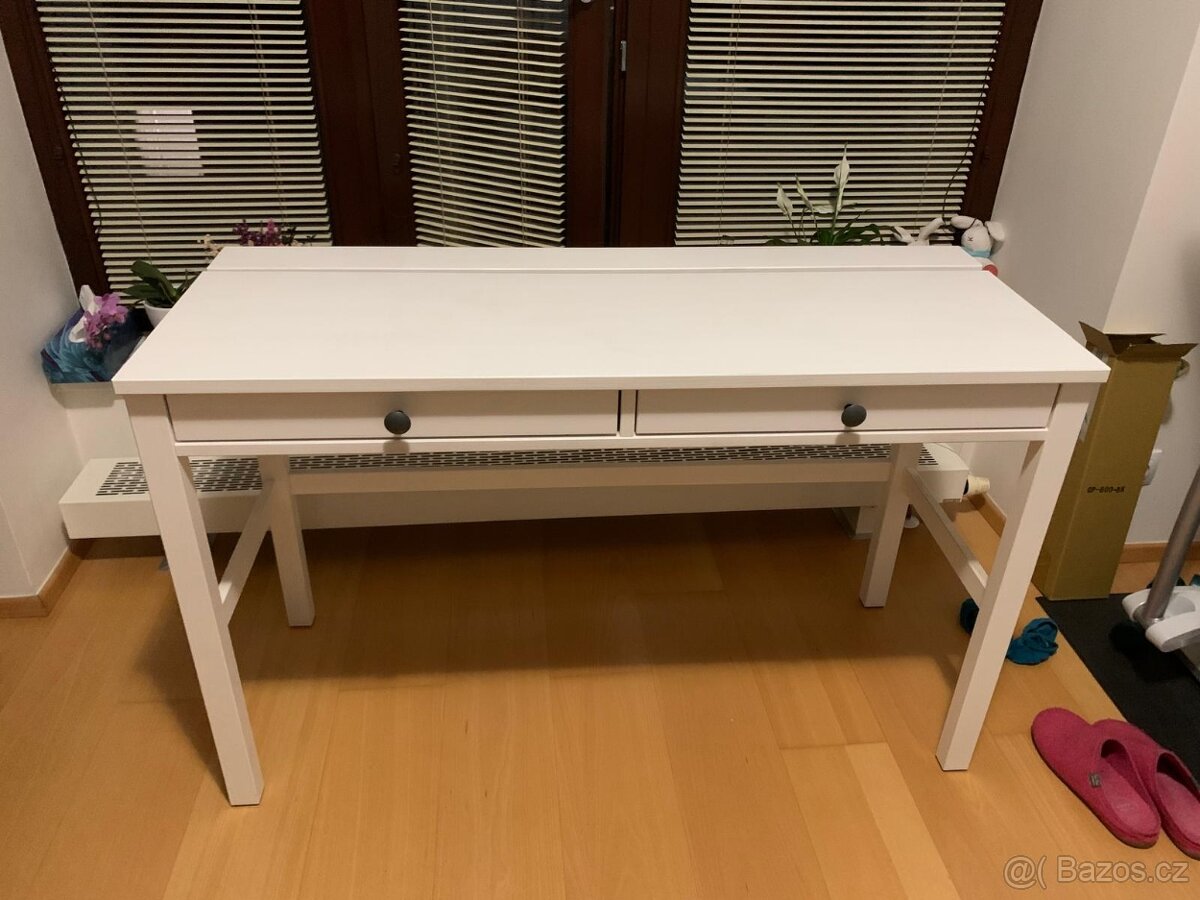 Pracovní stůl - bílý (120x47cm)