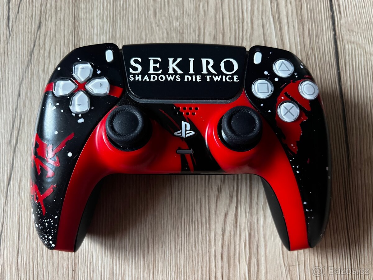 Custom PS5 ovladač - Sekiro: Shadows Die Twice