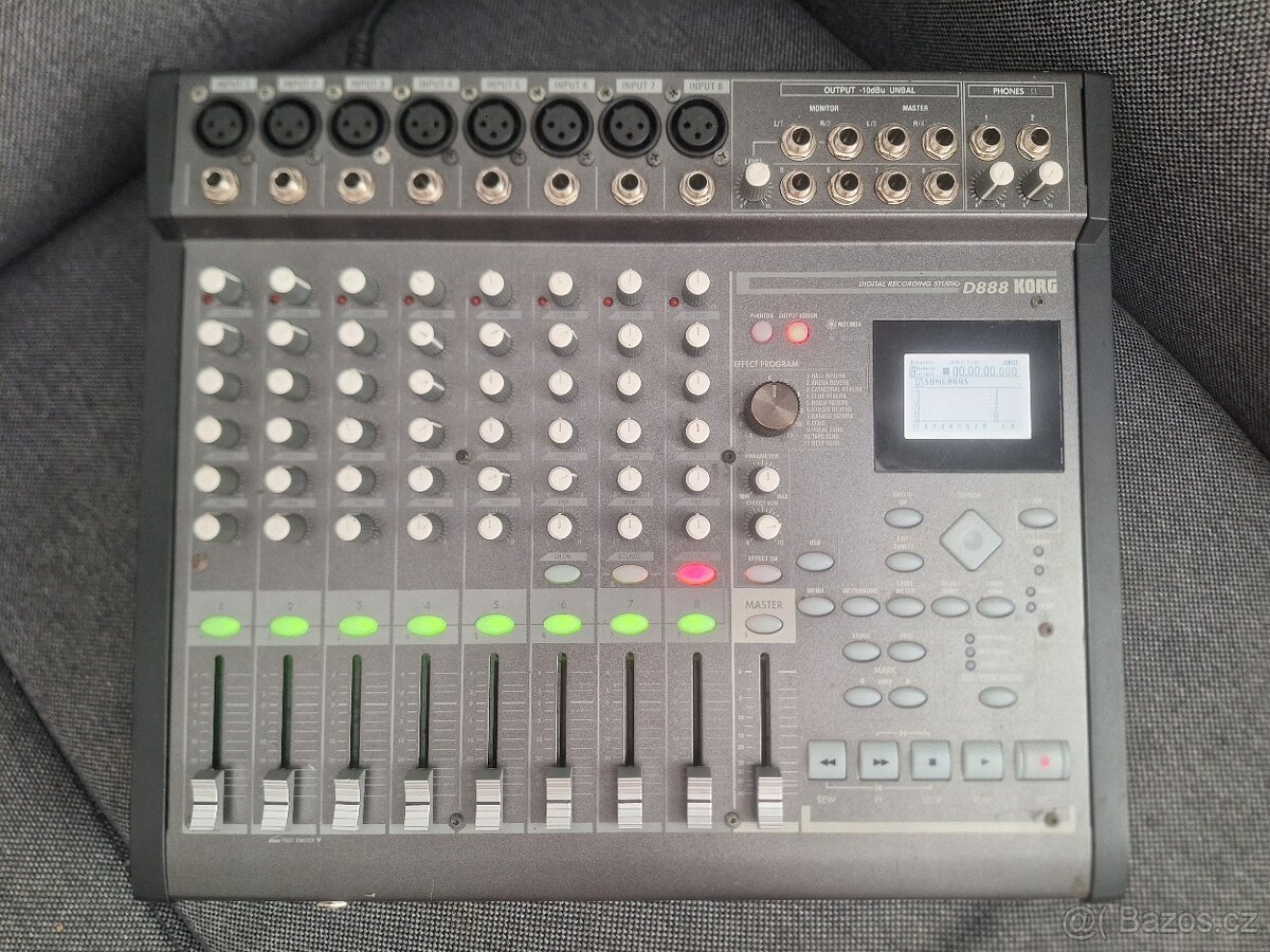 Korg D888 nahrávacie šúdio